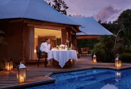 The island of senses & whispers